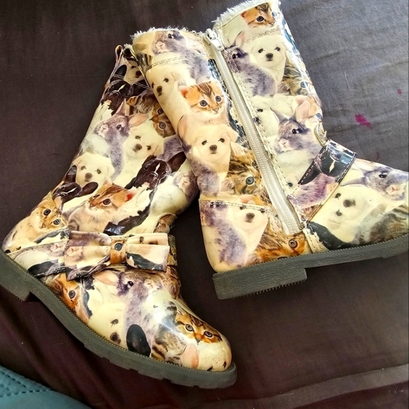 Other - Puppy Kitty Print Fuzzy Boots